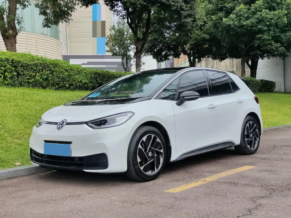 2025 Volkswagen ID.3 BEV 52.8KWH