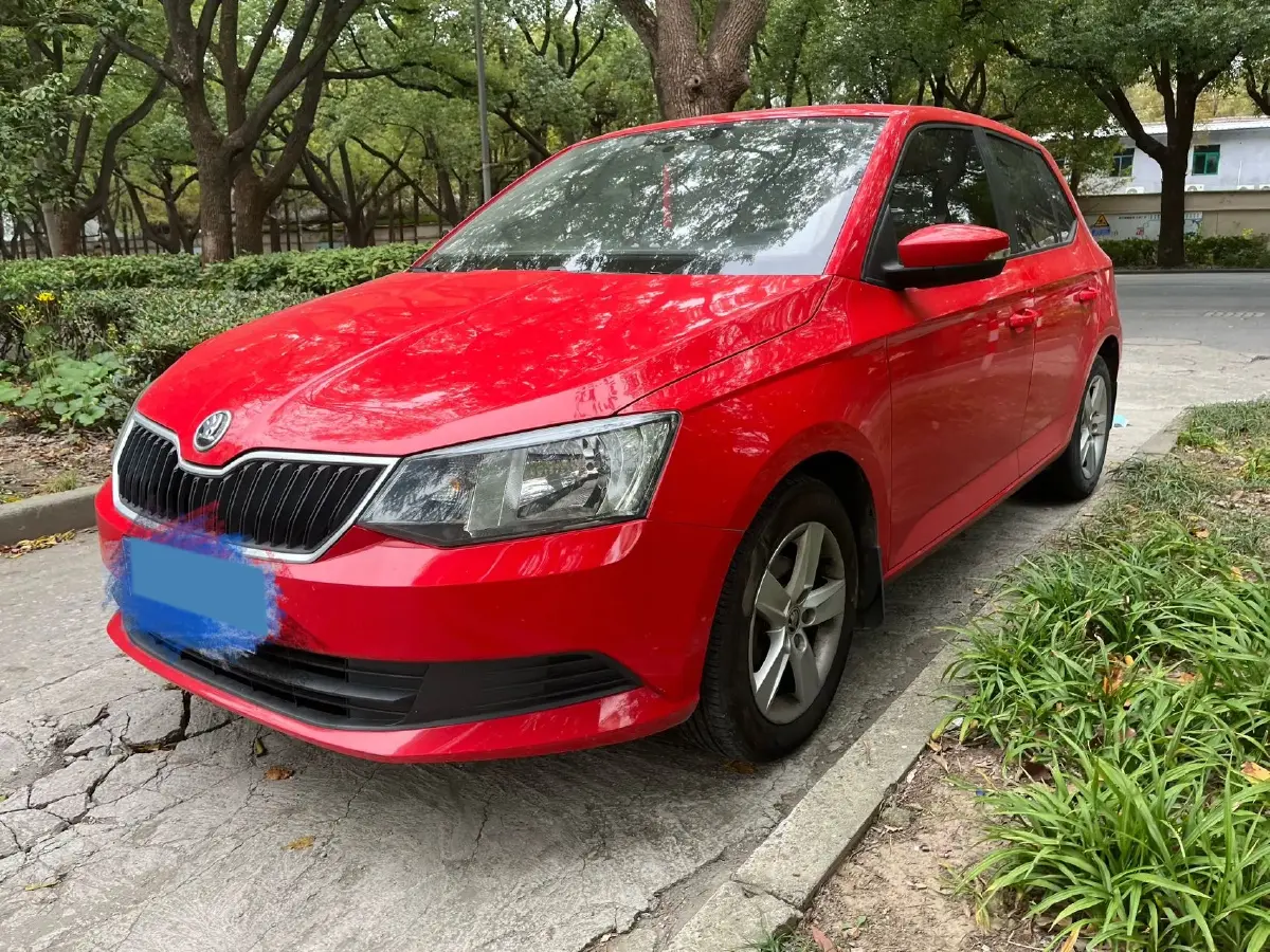 2017 Skoda Fabia 1.4L 90HP L4 6AT