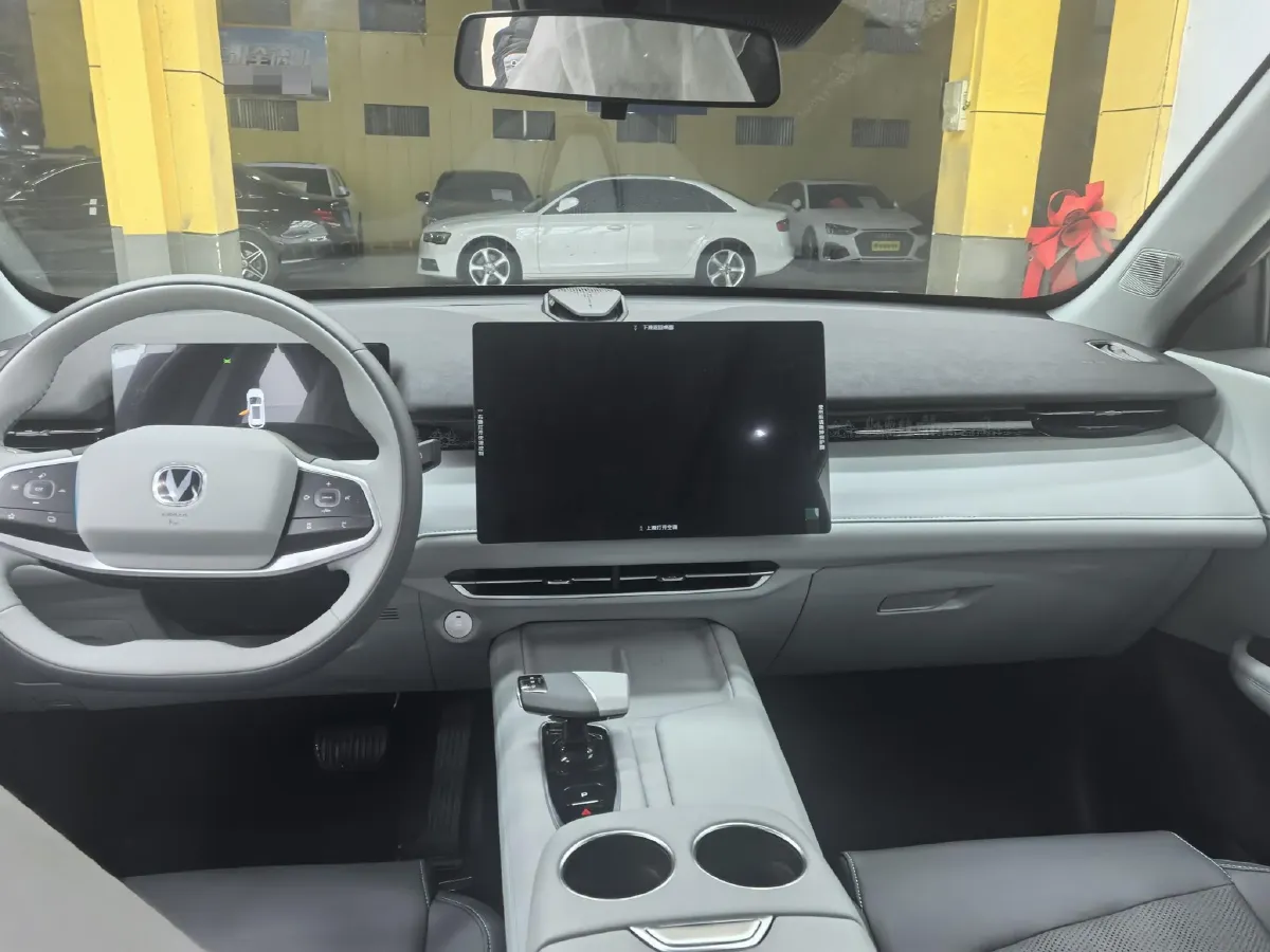 2025 ChangAn UNI-Z 1.5T 188HP L4 7DCT,autocango,china used car exporter,china ev exporter,chinese used car exporter,chinese used ev exporter