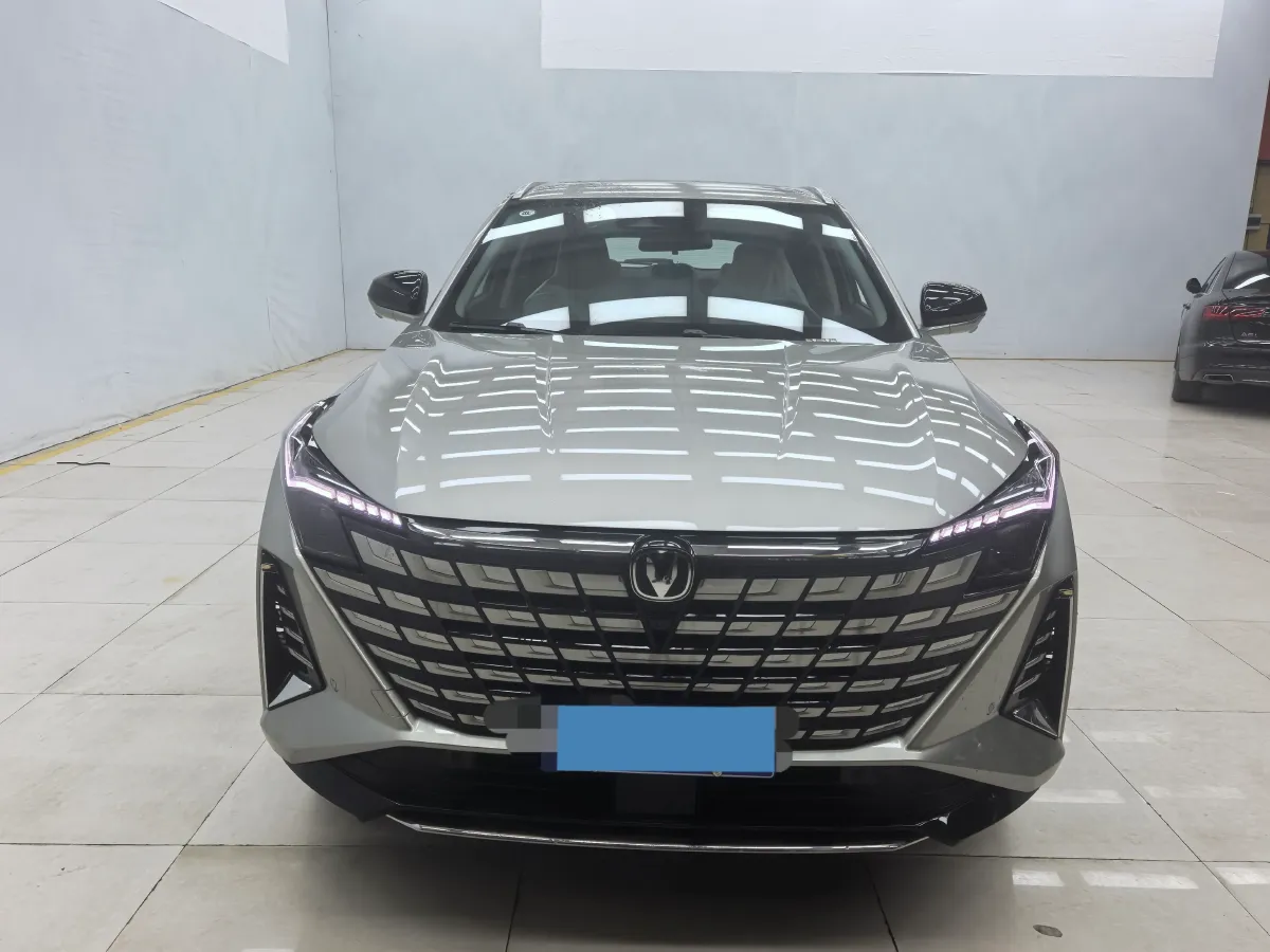 2025 ChangAn UNI-Z 1.5T 188HP L4 7DCT,autocango,china used car exporter,china ev exporter,chinese used car exporter,chinese used ev exporter