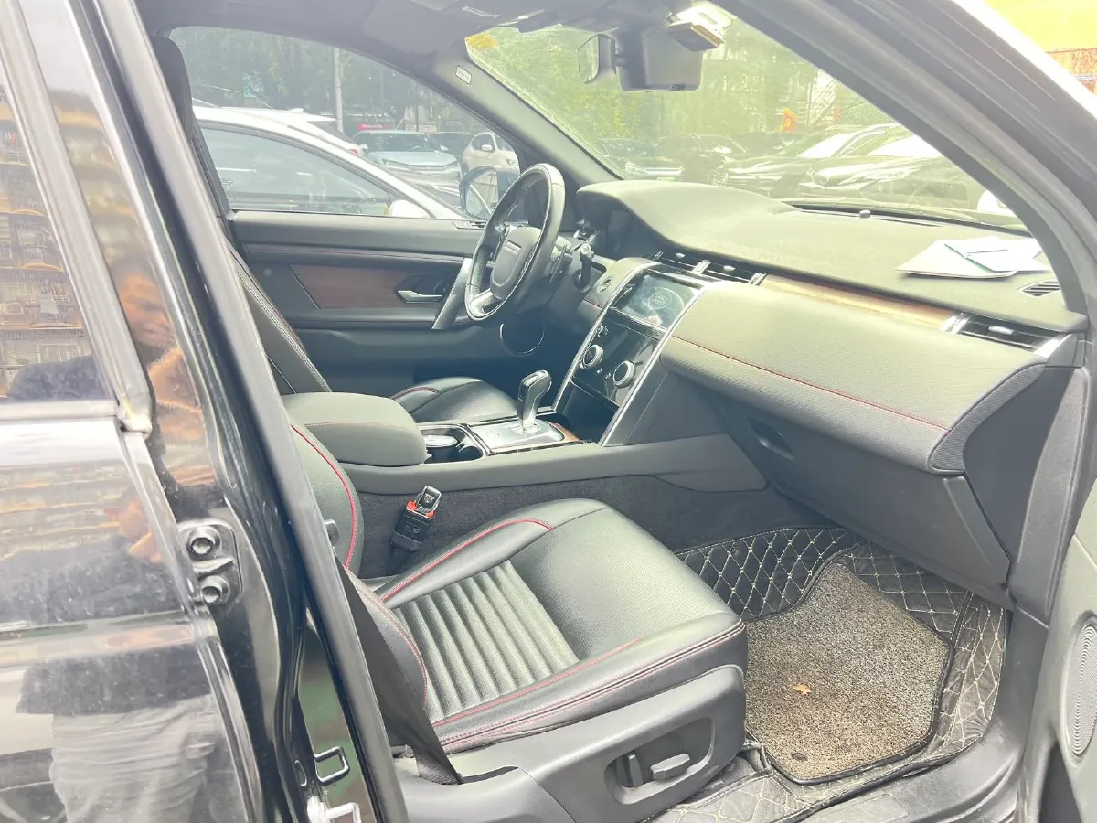 2020 Land Rover Discovery Sport 2.0T 249HP L4 9AT,autocango,china used car exporter,china ev exporter,chinese used car exporter,chinese used ev exporter