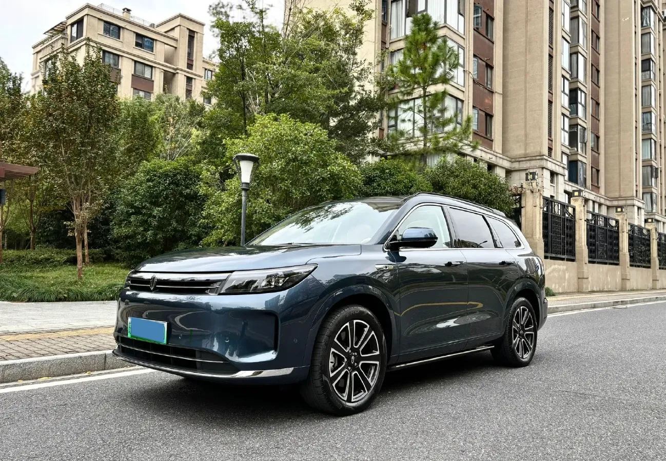 2024 AITO AITO M7 1.5T 152HP L4 REEV 38.5KWH,autocango,china used car exporter,china ev exporter,chinese used car exporter,chinese used ev exporter