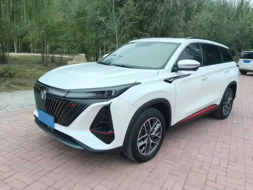 2022 ChangAn CS75 Plus 2.0T 233HP L4 8AT,autocango,china used car exporter,china ev exporter,chinese used car exporter,chinese used ev exporter