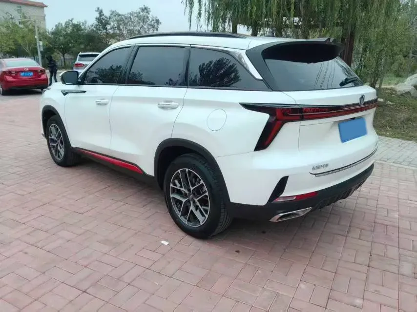 2022 ChangAn CS75 Plus 2.0T 233HP L4 8AT,autocango,china used car exporter,china ev exporter,chinese used car exporter,chinese used ev exporter