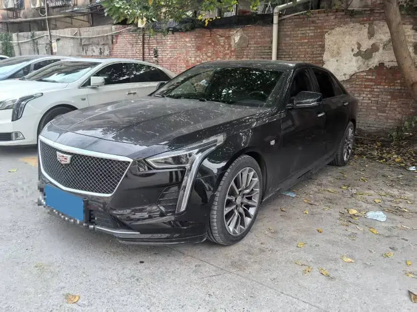 2022 Cadillac CT6 2.0T 237HP L4 10AT