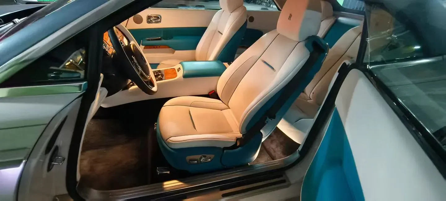 2018 Rolls-Royce Dawn 6.6T 571HP V12 8AT,autocango,china used car exporter,china ev exporter,chinese used car exporter,chinese used ev exporter