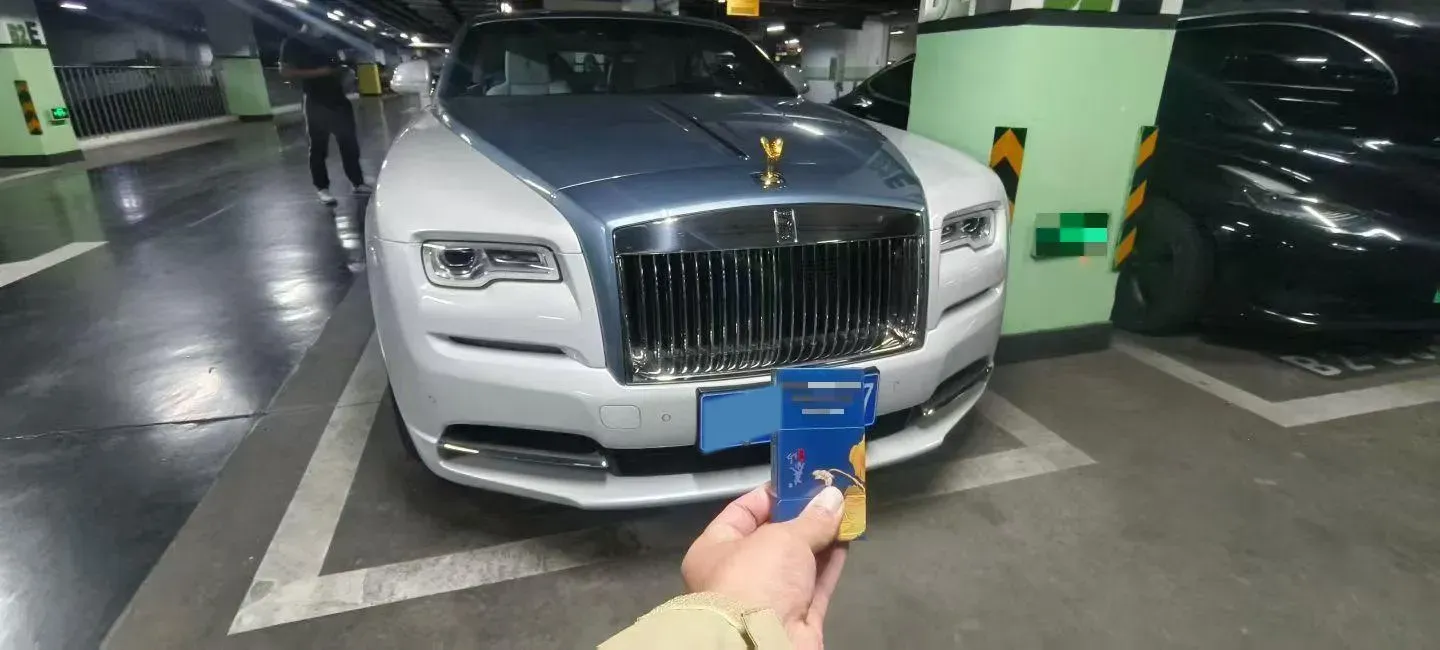 2018 Rolls-Royce Dawn 6.6T 571HP V12 8AT,autocango,china used car exporter,china ev exporter,chinese used car exporter,chinese used ev exporter