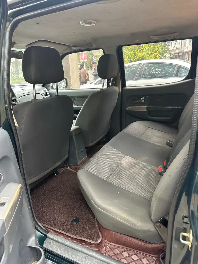 2017 Dongfeng RuiQi 2.5T 140HP L4 6MT,autocango,china used car exporter,china ev exporter,chinese used car exporter,chinese used ev exporter