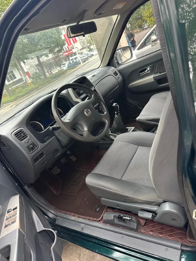 2017 Dongfeng RuiQi 2.5T 140HP L4 6MT,autocango,china used car exporter,china ev exporter,chinese used car exporter,chinese used ev exporter