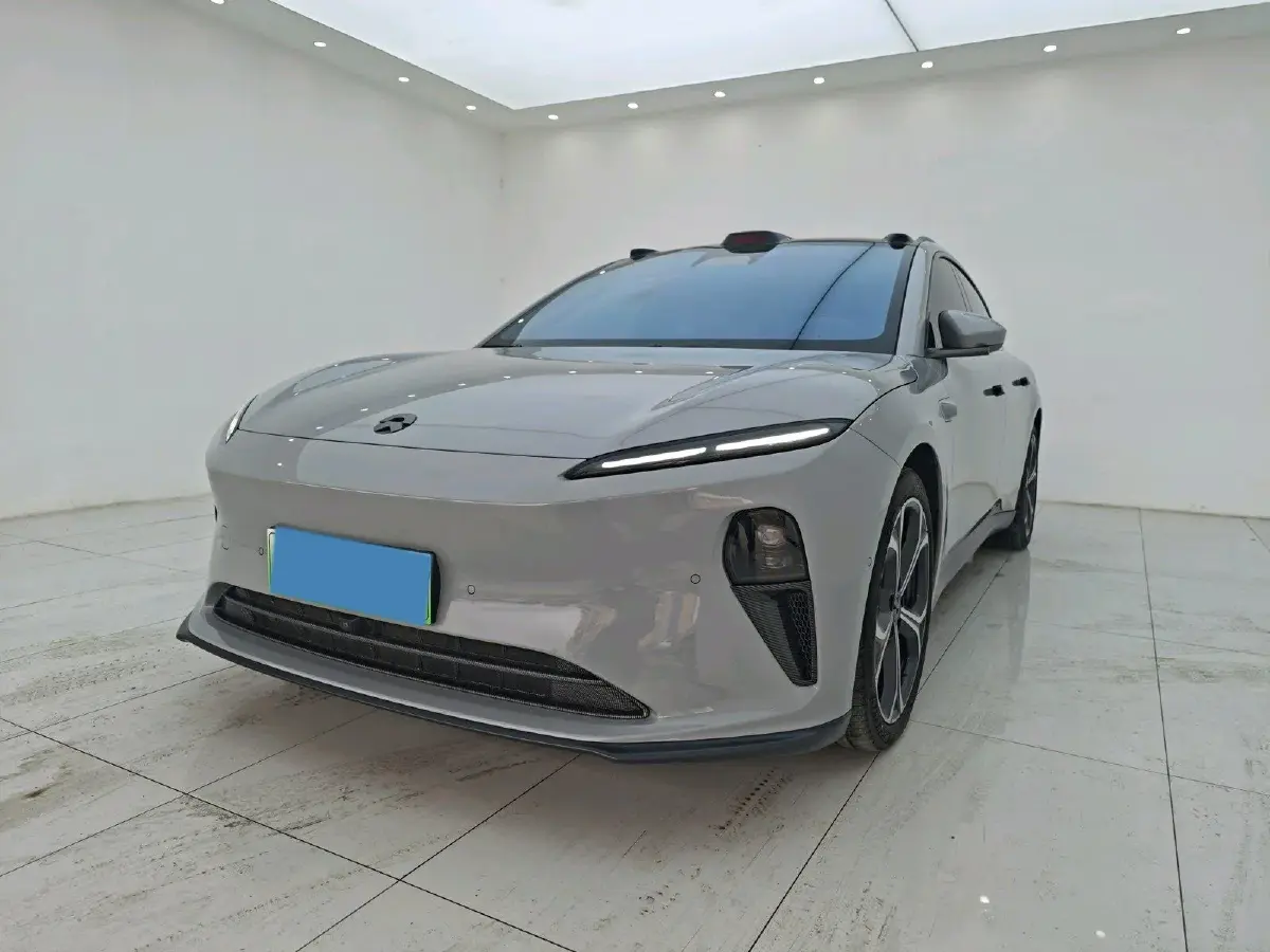 2023 NIO ET5T BEV 75KWH