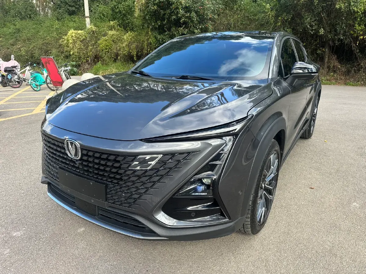 2021 ChangAn UNI-T 1.5T 180HP L4 7DCT