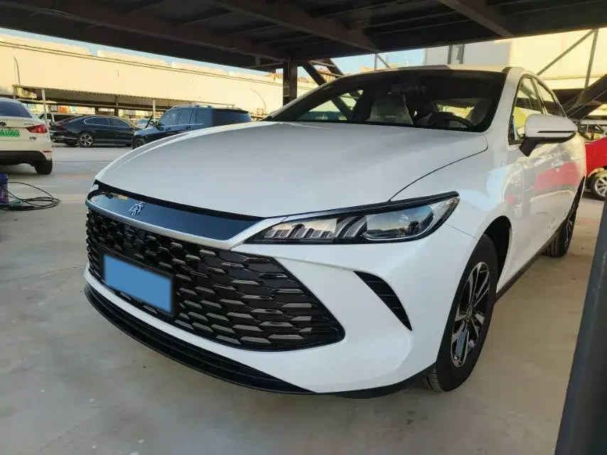 2025 BYD Qin Plus 1.5L 101HP L4 E-CVT PHEV