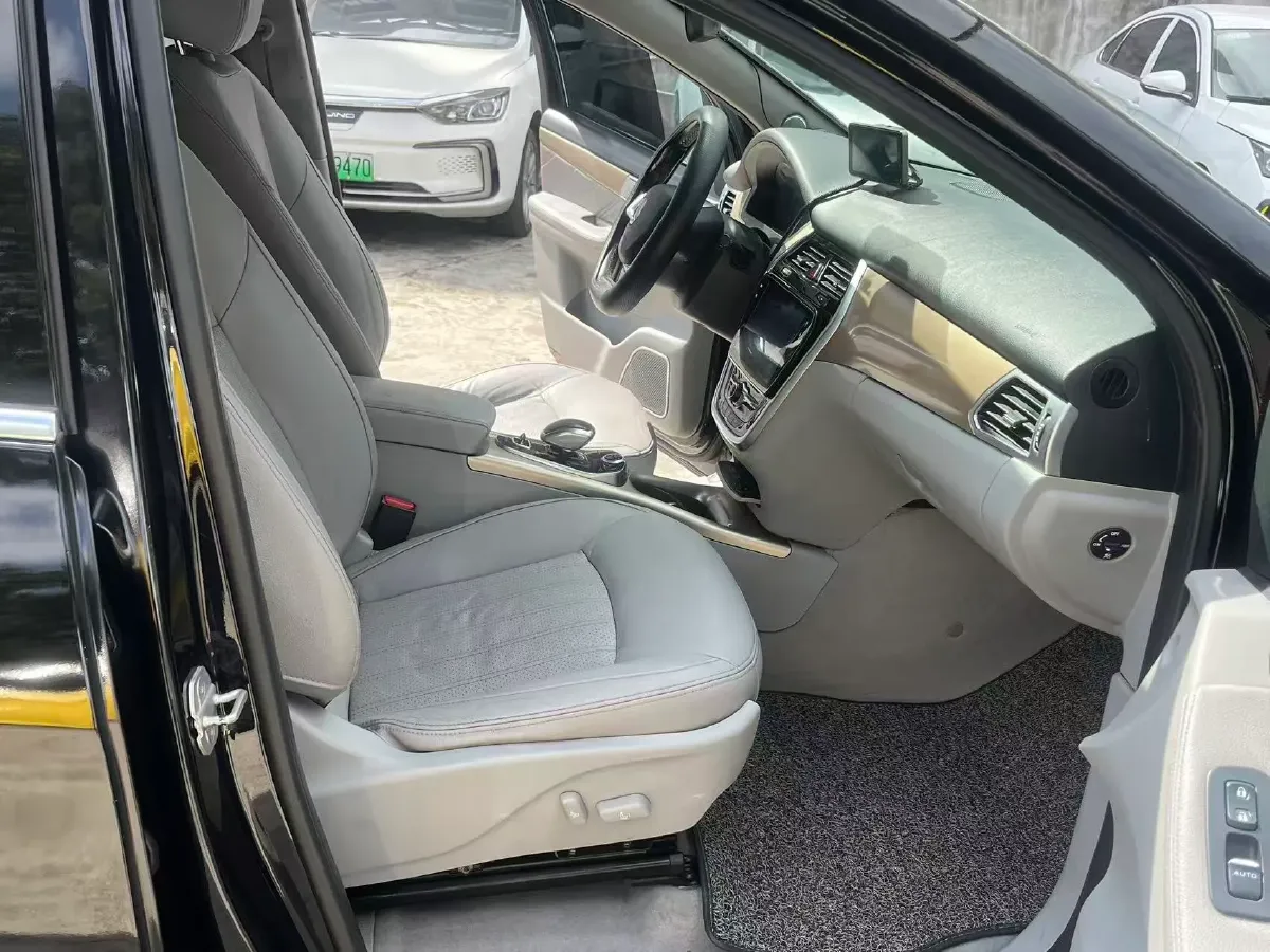 2018 Denza Denza BEV 70KWH,autocango,china used car exporter,china ev exporter,chinese used car exporter,chinese used ev exporter