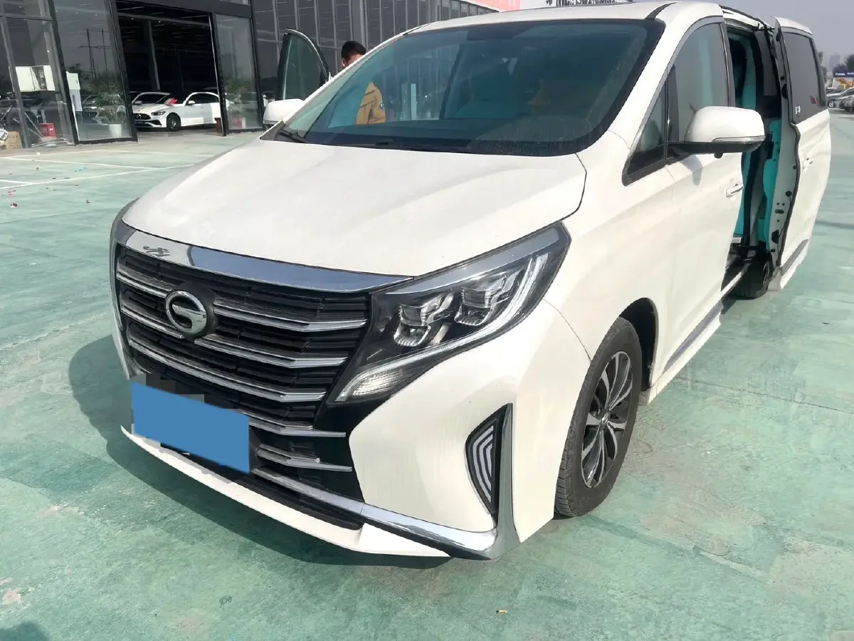 2021 GAC Trumpchi M8 2.0T 252HP L4 8AT