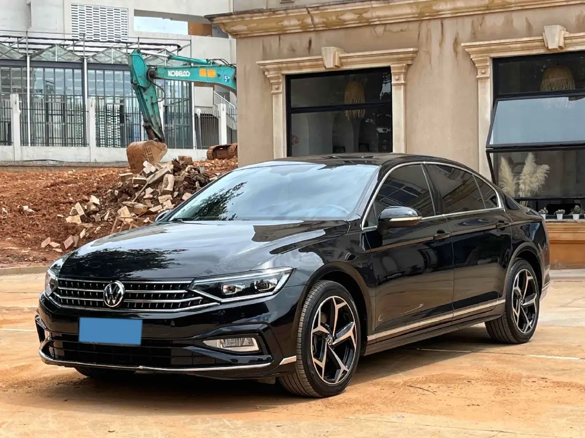 2023 Volkswagen Magotan 2.0T 186HP L4 7DCT