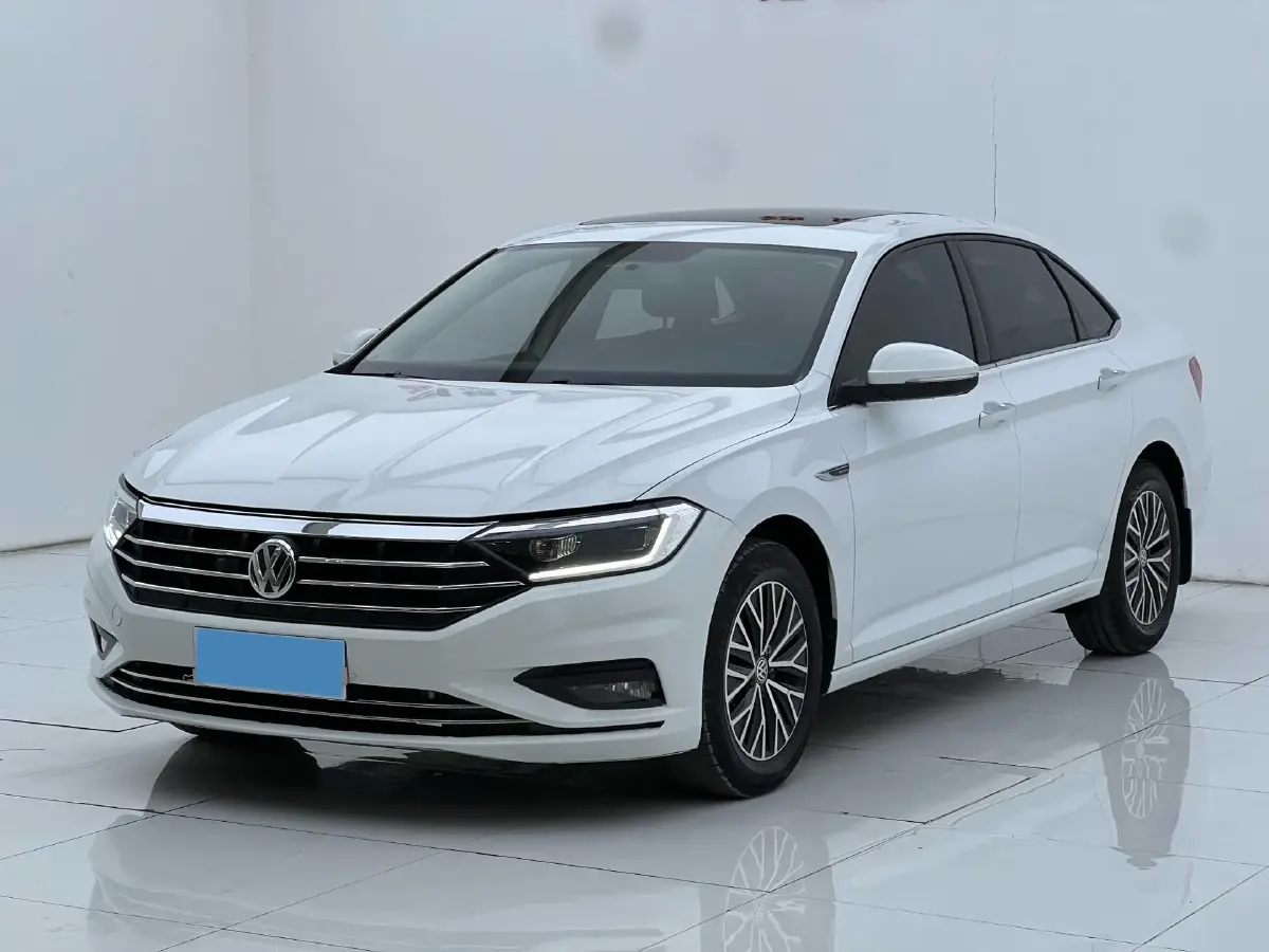 2020 Volkswagen Sagitar 1.4T 150HP L4 7DCT