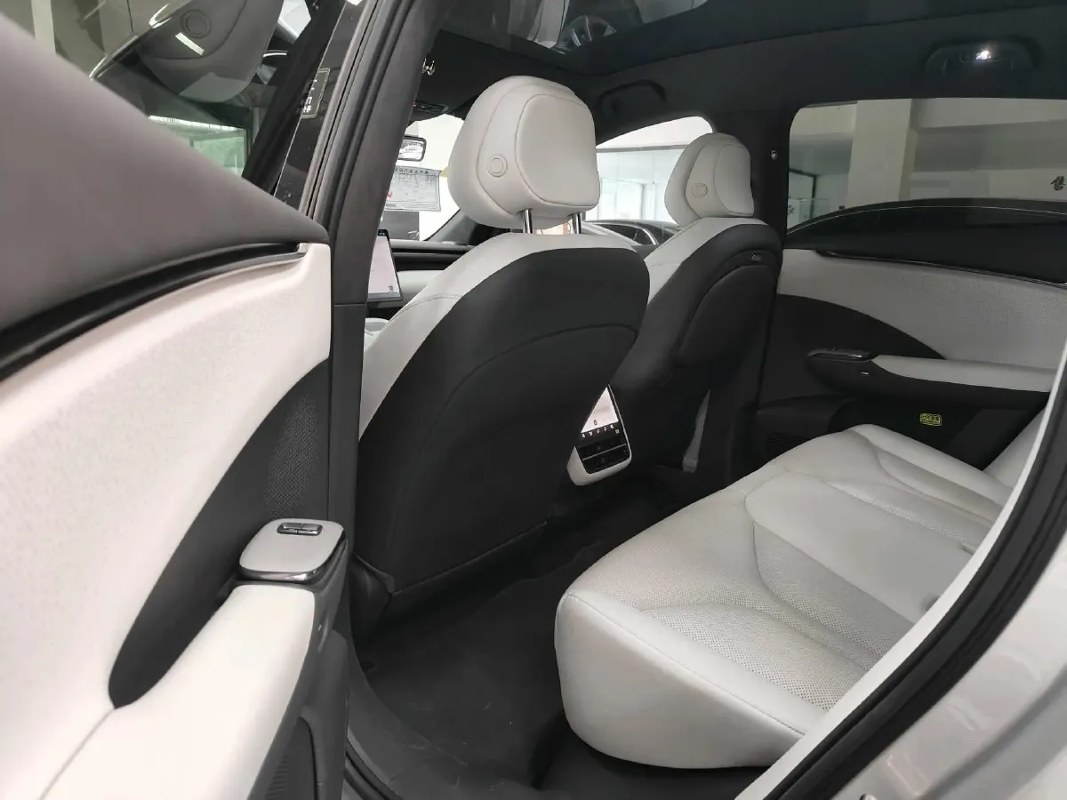 2025 Xpeng G7 BEV,autocango,china used car exporter,china ev exporter,chinese used car exporter,chinese used ev exporter