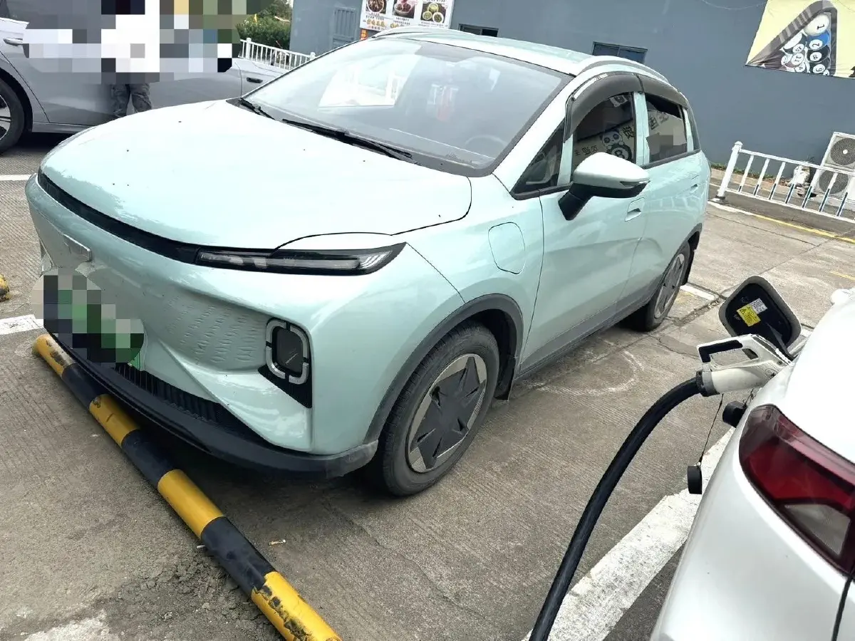 2024 Geometry E BEV 29.67KWH