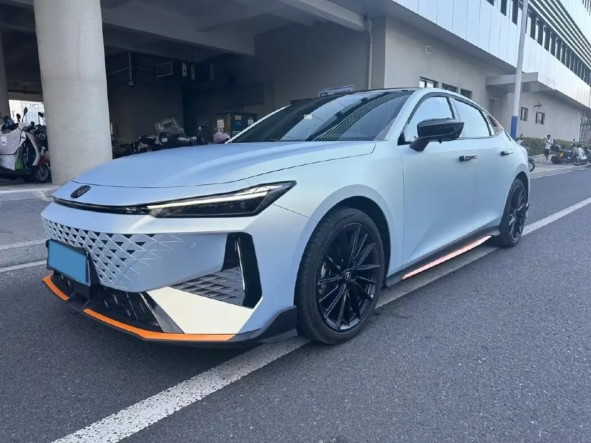 2024 ChangAn UNI-V 1.5T 188HP L4 7DCT