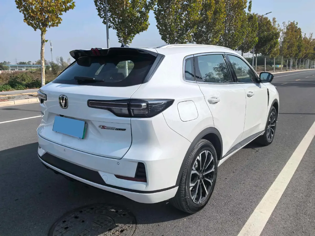 2025 ChangAn CS55PLUS PHEV 1.5L 98HP L4 E-CVT PHEV,autocango,china used car exporter,china ev exporter,chinese used car exporter,chinese used ev exporter