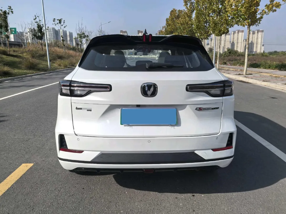 2025 ChangAn CS55PLUS PHEV 1.5L 98HP L4 E-CVT PHEV,autocango,china used car exporter,china ev exporter,chinese used car exporter,chinese used ev exporter