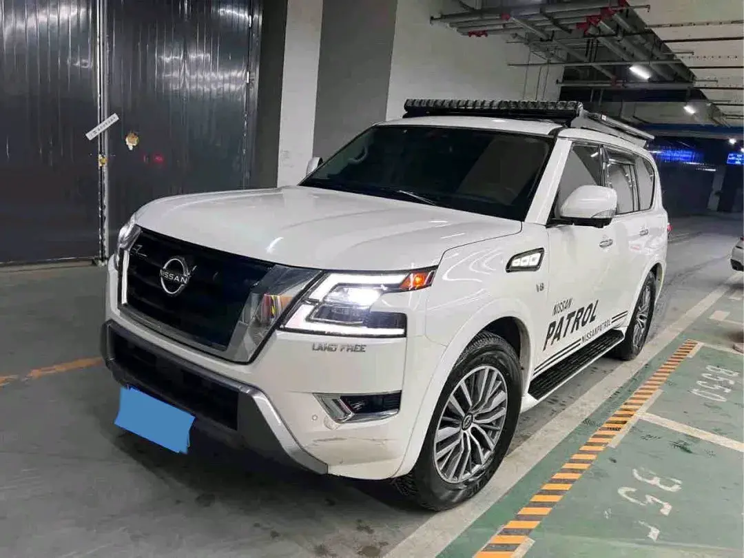 2023 Nissan Patrol 5.6L 400HP V8 7AT