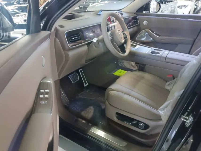 2026 AITO AITO M7 REEV 160HP REEV,autocango,china used car exporter,china ev exporter,chinese used car exporter,chinese used ev exporter