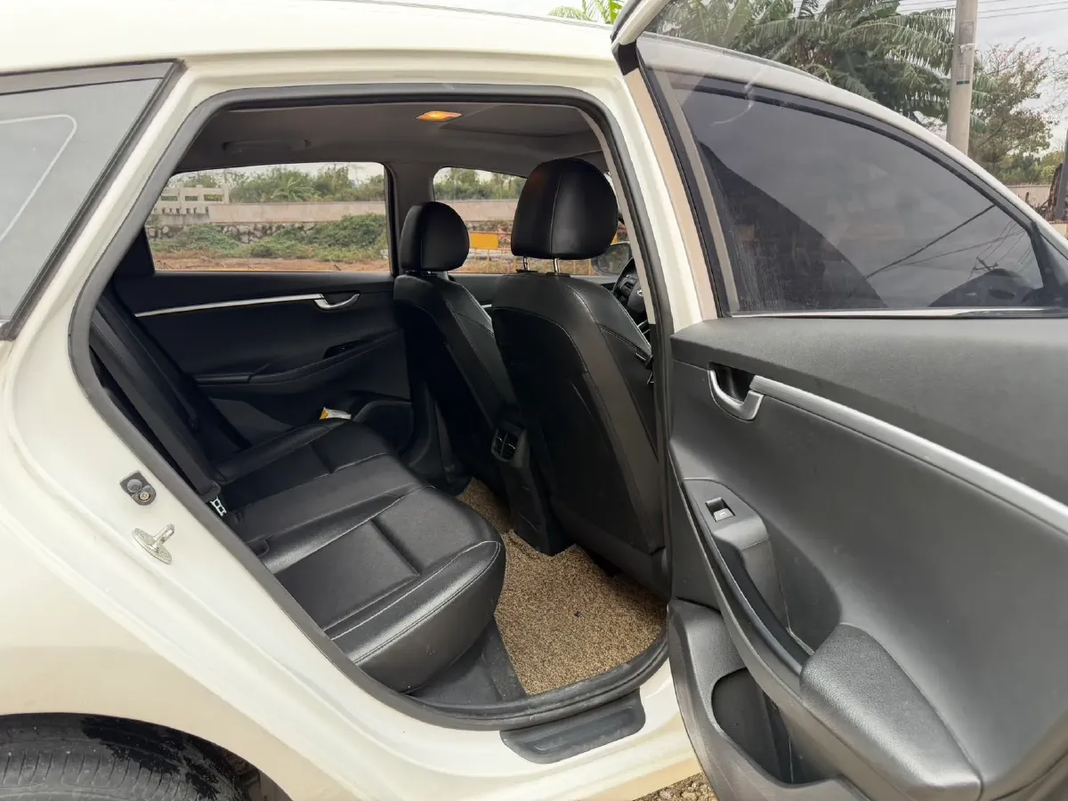 2018 Hyundai YiXing 1.6L 123HP L4 6AT,autocango,china used car exporter,china ev exporter,chinese used car exporter,chinese used ev exporter