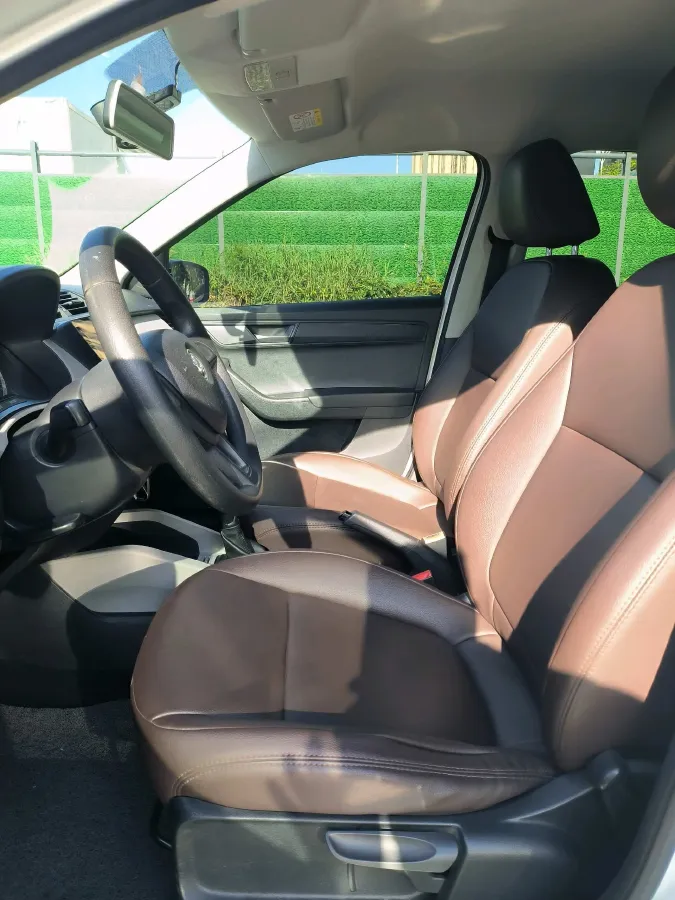 2017 Skoda Fabia 1.4L 90HP L4 6AT,autocango,china used car exporter,china ev exporter,chinese used car exporter,chinese used ev exporter