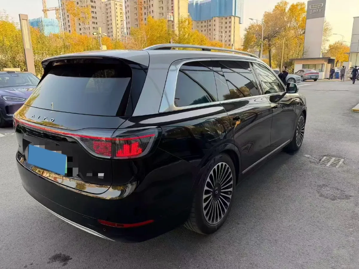 2025 AITO AITO M9 REEV 160HP REEV 52KWH,autocango,china used car exporter,china ev exporter,chinese used car exporter,chinese used ev exporter