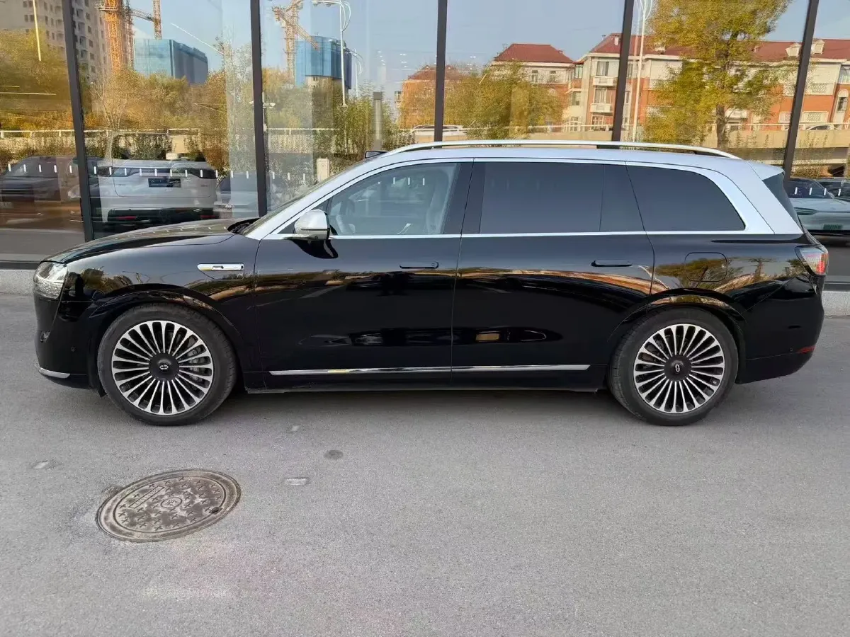 2025 AITO AITO M9 REEV 160HP REEV 52KWH,autocango,china used car exporter,china ev exporter,chinese used car exporter,chinese used ev exporter