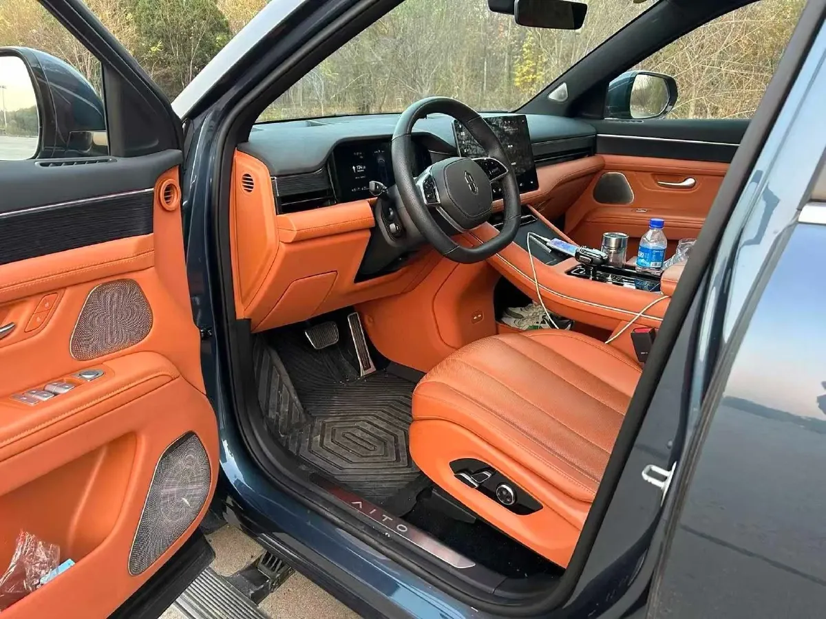 2024 AITO AITO M7 1.5T 152HP L4 REEV 42KWH,autocango,china used car exporter,china ev exporter,chinese used car exporter,chinese used ev exporter