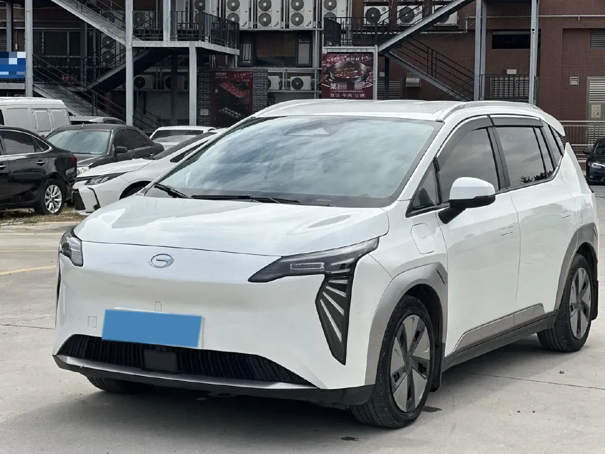 2023 Aion Y BEV 68.2KWH