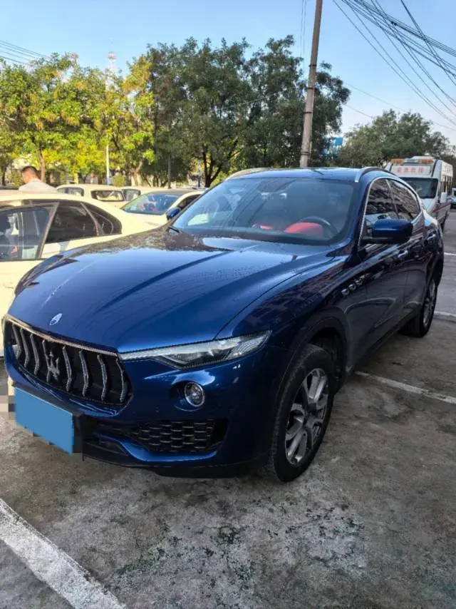 2016 Maserati Levante 3.0T 350HP V6 8AT