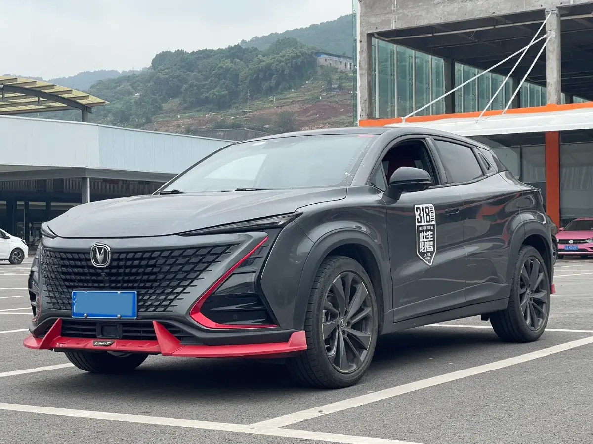 2020 ChangAn UNI-T 1.5T 180HP L4 7DCT