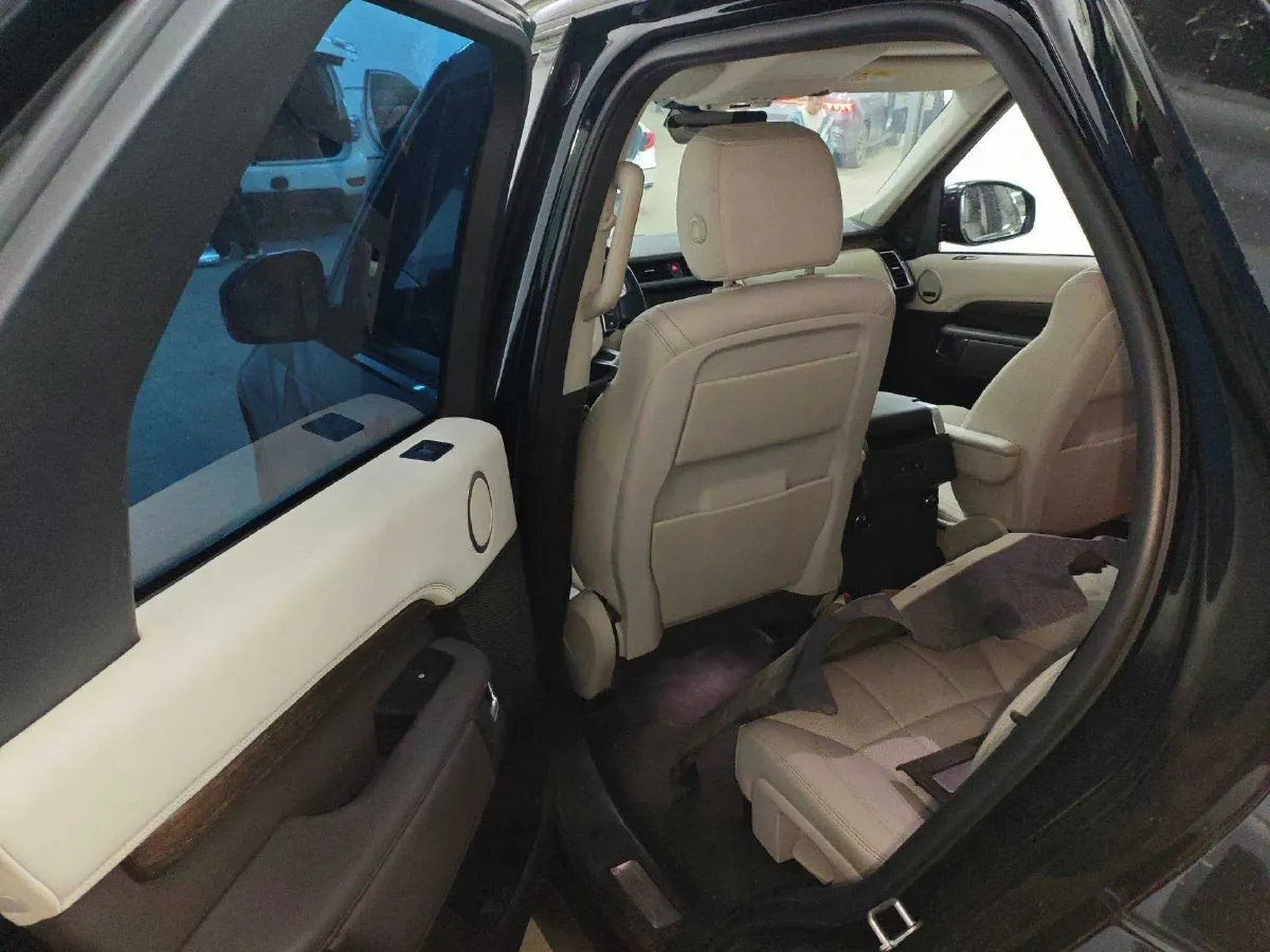 2017 Land Rover Discovery 3.0T 340HP V6 8AT,autocango,china used car exporter,china ev exporter,chinese used car exporter,chinese used ev exporter