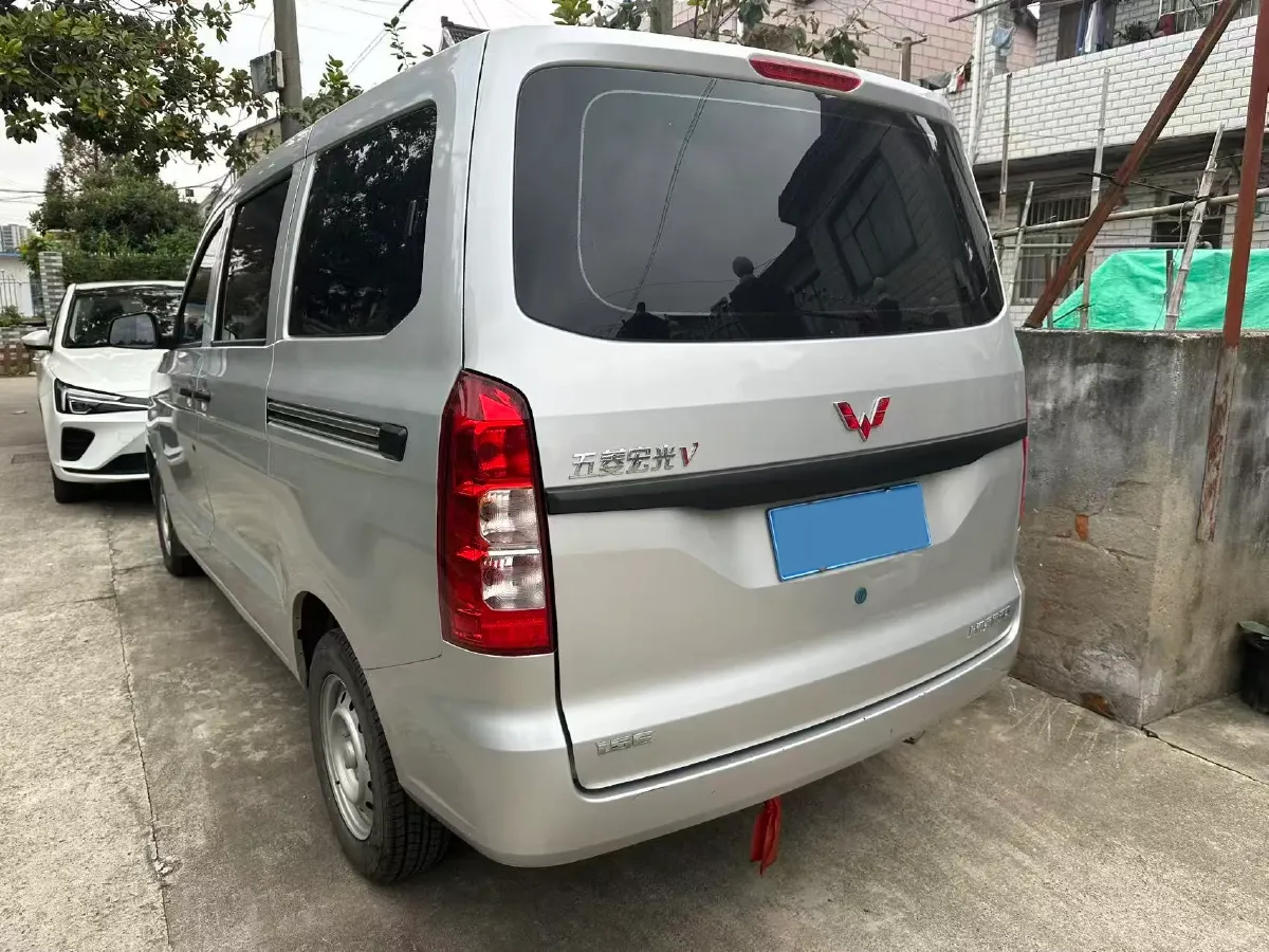 2019 WuLing HongGuang Plus 1.5T 147HP L4 6MT,autocango,china used car exporter,china ev exporter,chinese used car exporter,chinese used ev exporter