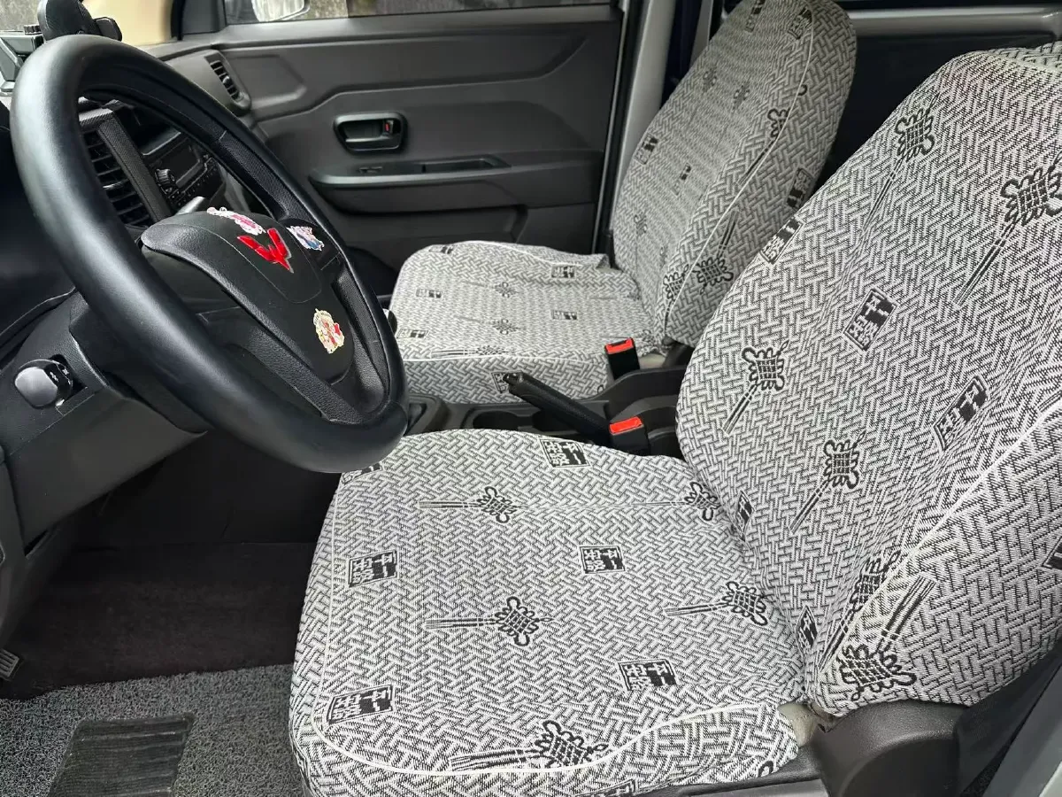 2019 WuLing HongGuang Plus 1.5T 147HP L4 6MT,autocango,china used car exporter,china ev exporter,chinese used car exporter,chinese used ev exporter