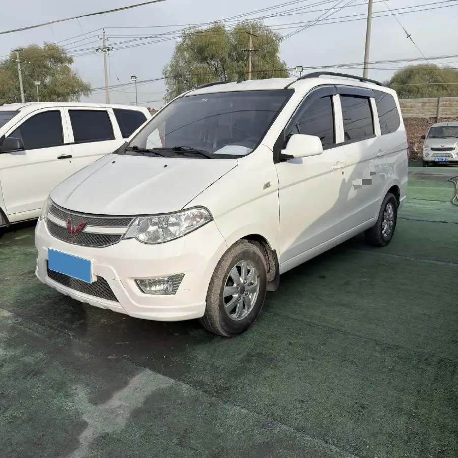 2016 WuLing HongGuang 1.5L 112HP L4 5MT 2016 WuLing HongGuang 1.5L 112HP L4 5MT