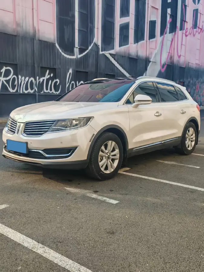 2018 Lincoln MKX 2.0T 253HP L4 6AT
