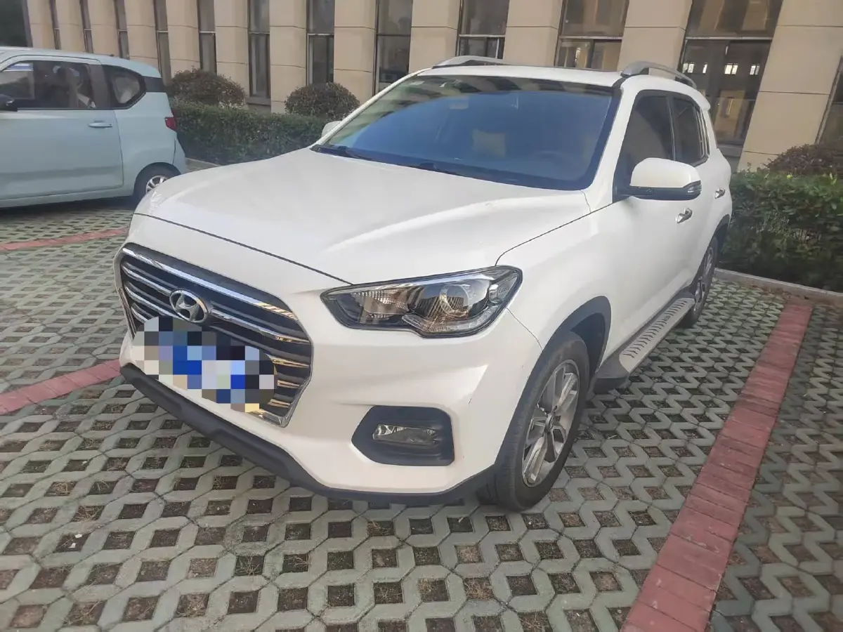 2019 Hyundai ix35 2.0L 160HP L4 6AT 2019 Hyundai ix35 2.0L 160HP L4 6AT