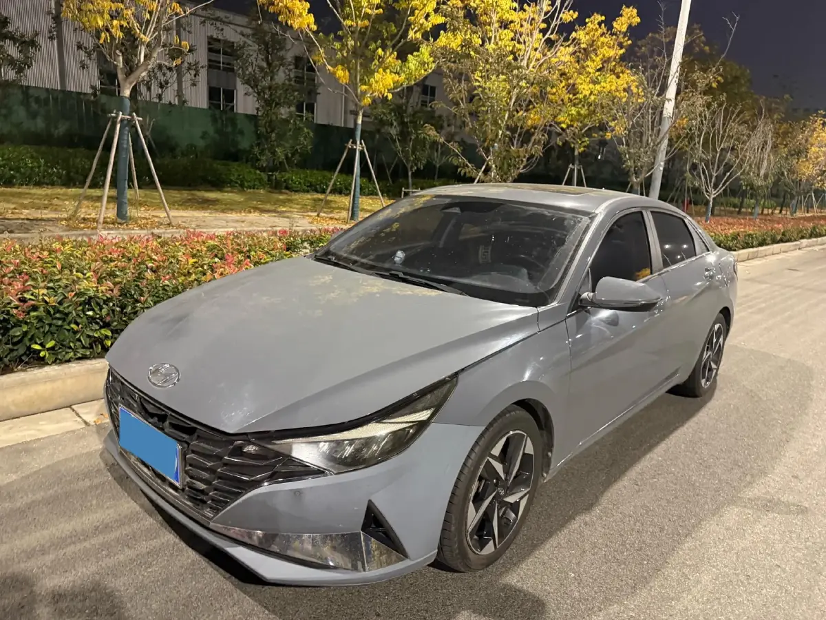 2021 Hyundai Elantra 1.5L 115HP L4 CVT