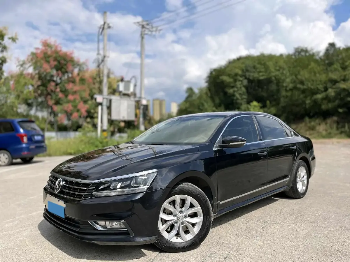 2017 Volkswagen Passat 1.8T 180HP L4 7DCT