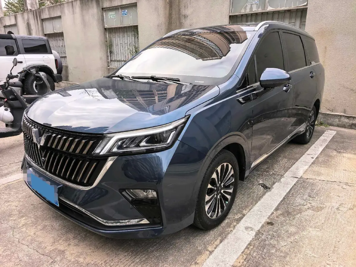 2022 WuLing JiaChen 1.5T 147HP L4 CVT