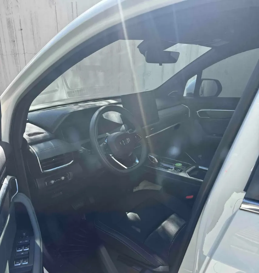 2024 Geely Monjaro 2.0T 218HP L4 7DCT,autocango,china used car exporter,china ev exporter,chinese used car exporter,chinese used ev exporter