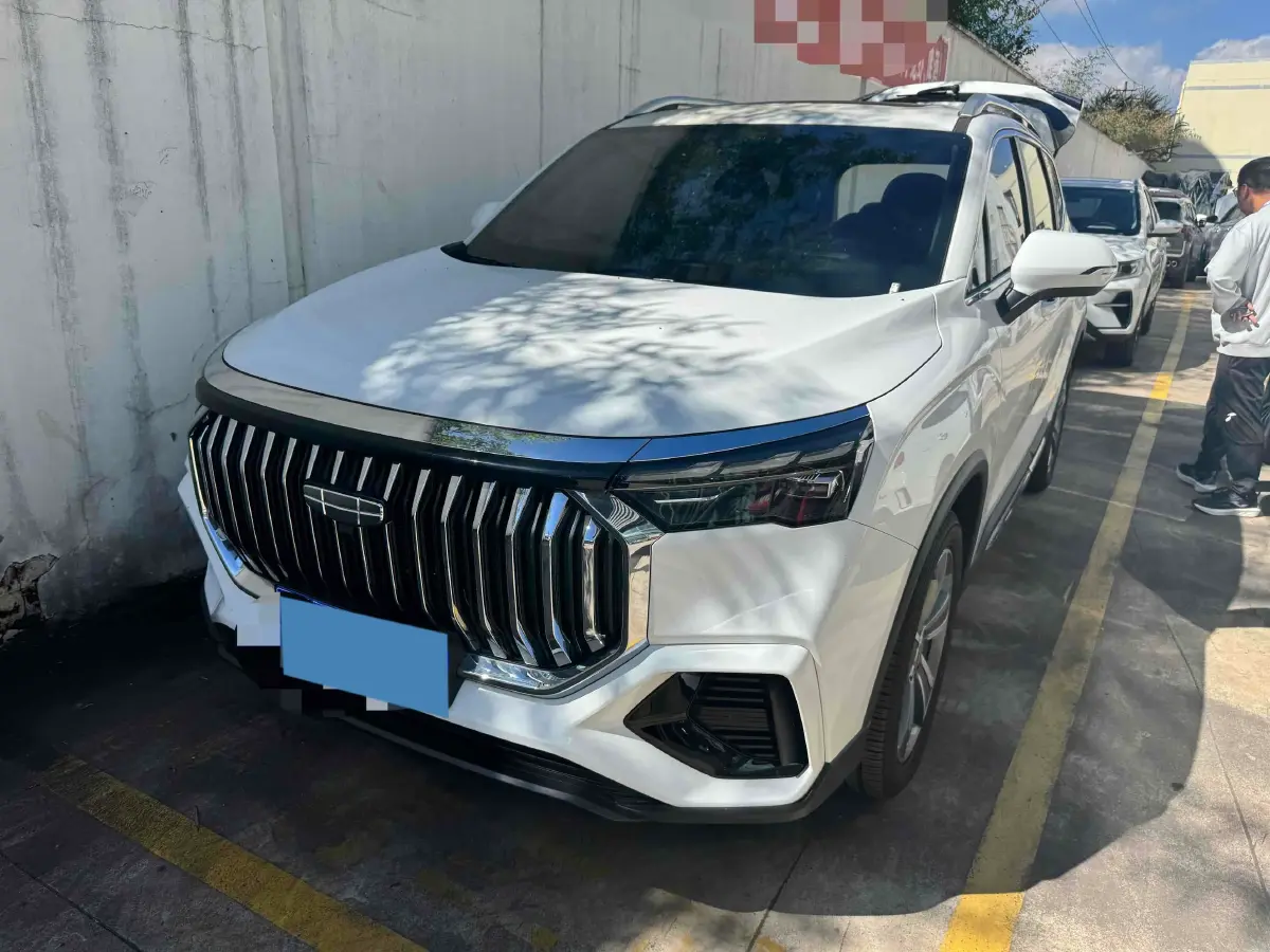 2024 Geely Monjaro 2.0T 218HP L4 7DCT