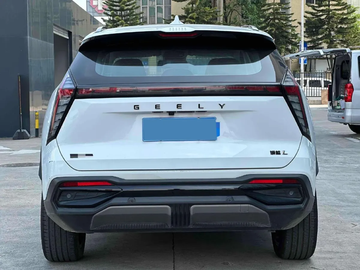 2023 Geely StarRay 1.5T 181HP L4 7DCT,autocango,china used car exporter,china ev exporter,chinese used car exporter,chinese used ev exporter