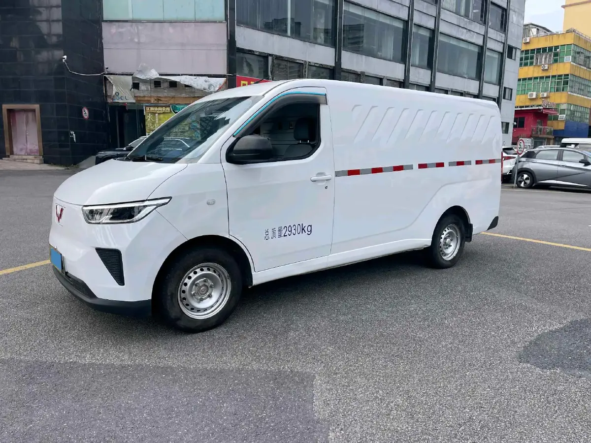 2024 WuLing YangGuang BEV 41.9KWH