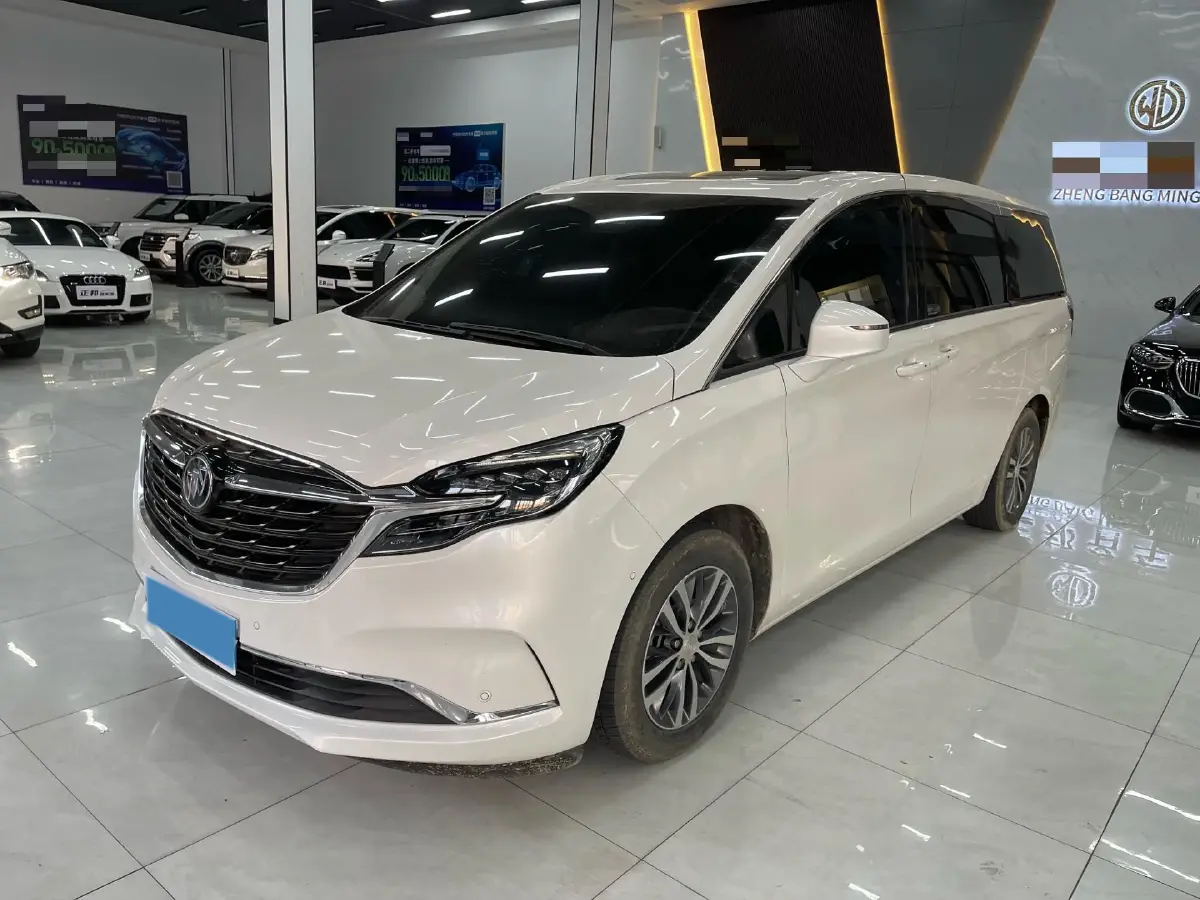 2022 Buick GL8 2.0T 237HP L4 9AT 2022 Buick GL8 2.0T 237HP L4 9AT