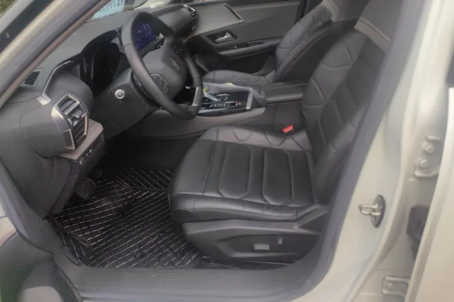 2021 Citroen C5 X 1.6T 175HP L4 8AT,autocango,china used car exporter,china ev exporter,chinese used car exporter,chinese used ev exporter